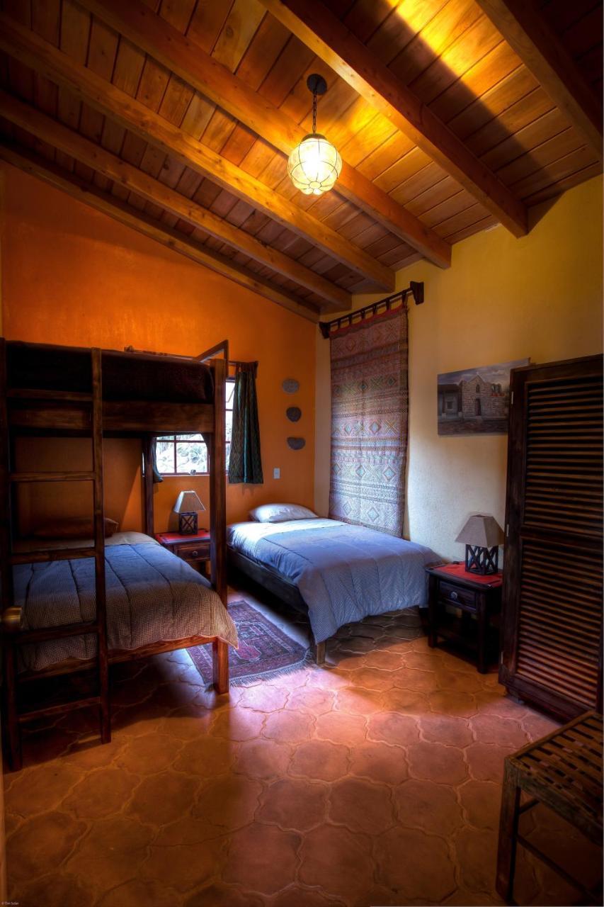 Casa Wenche Villa Santa Cruz La Laguna Exterior photo